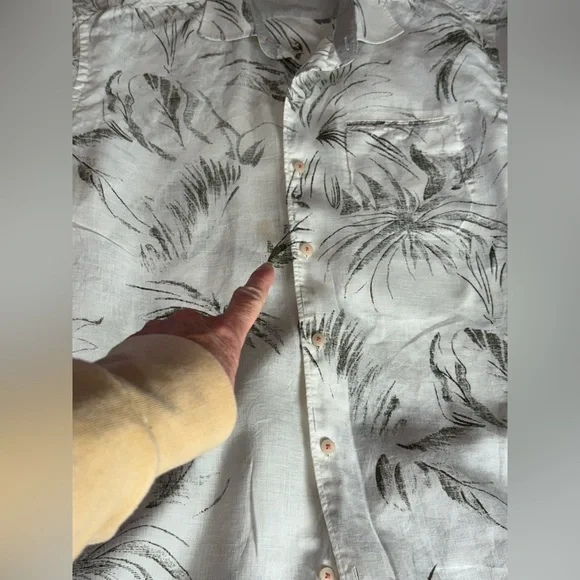 Tommy Bahama Men’s 100% Linen Long Sleeve Cruise wear Button Up Shirt Tropical L - Picture 13 of 13
